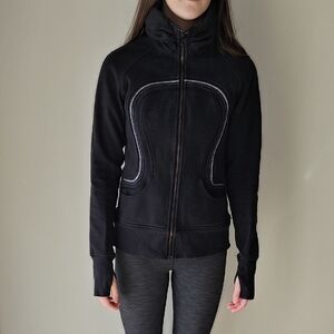 🍋 Lululemon Black Zip-Up Hoodie with Sculpted Stitching